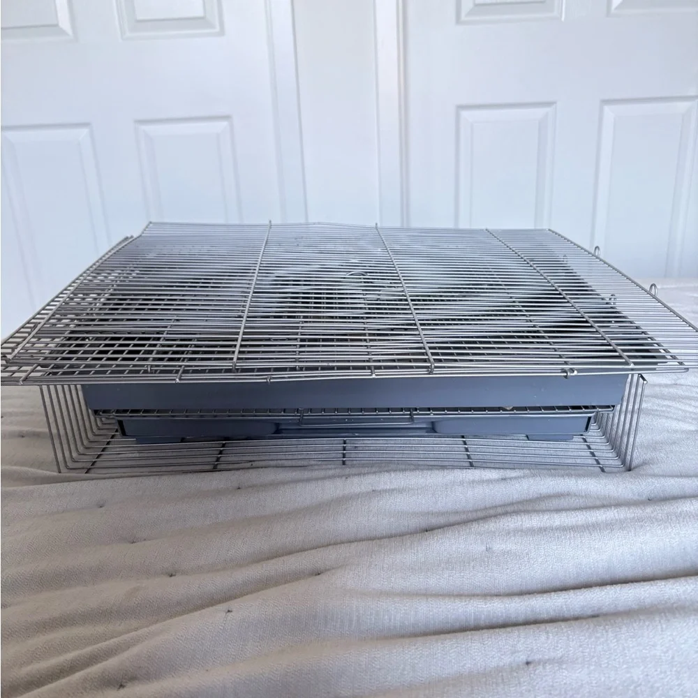 Spacious Gray Bird Cage